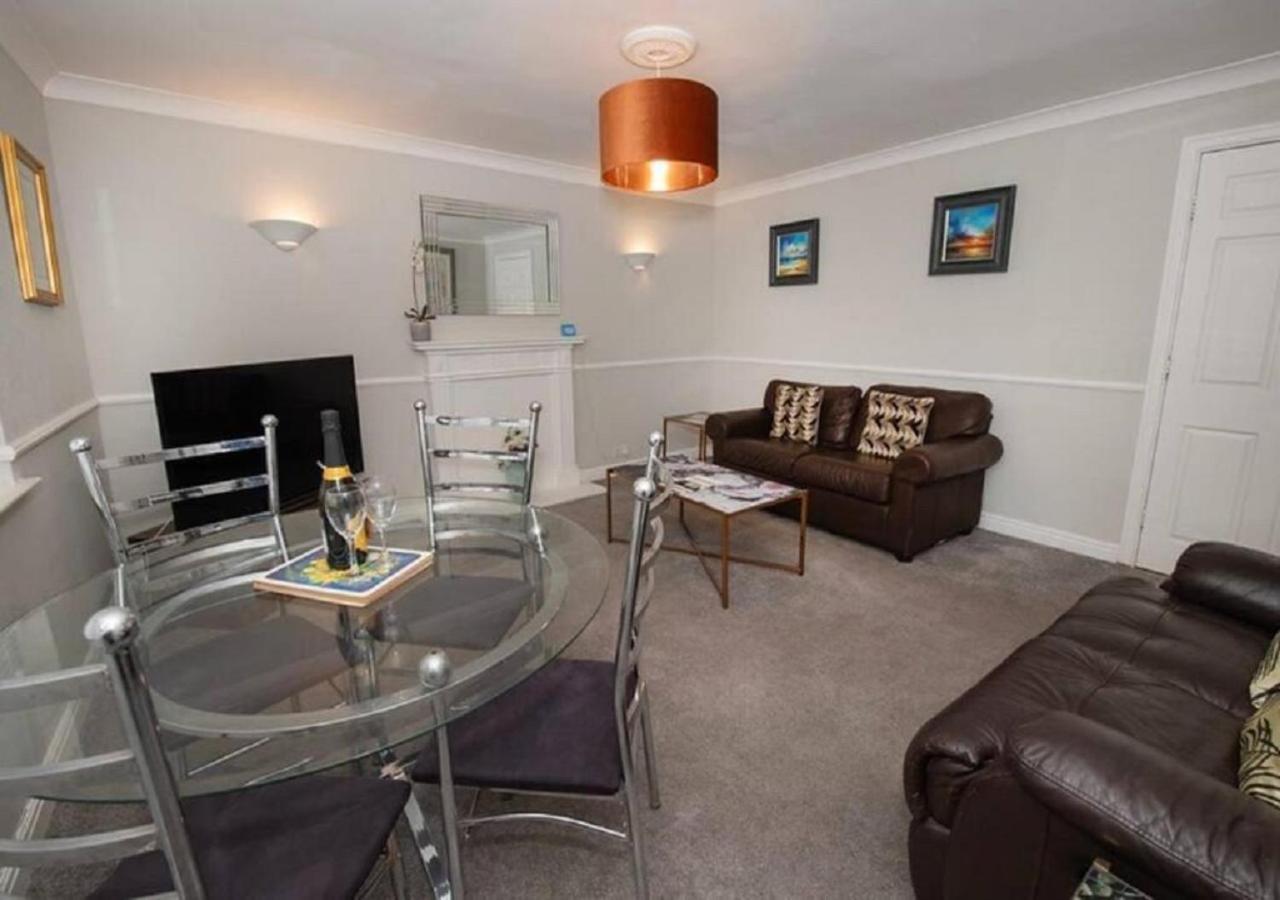Pelican-Stylish 2-Bed Apartment Close To Beach & Town Scarborough Exteriér fotografie